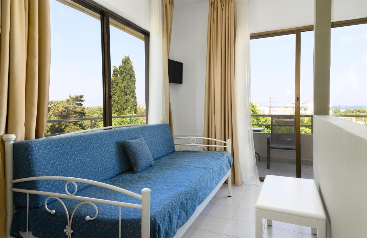 Ivory Hotel Теологос Екстер'єр фото
