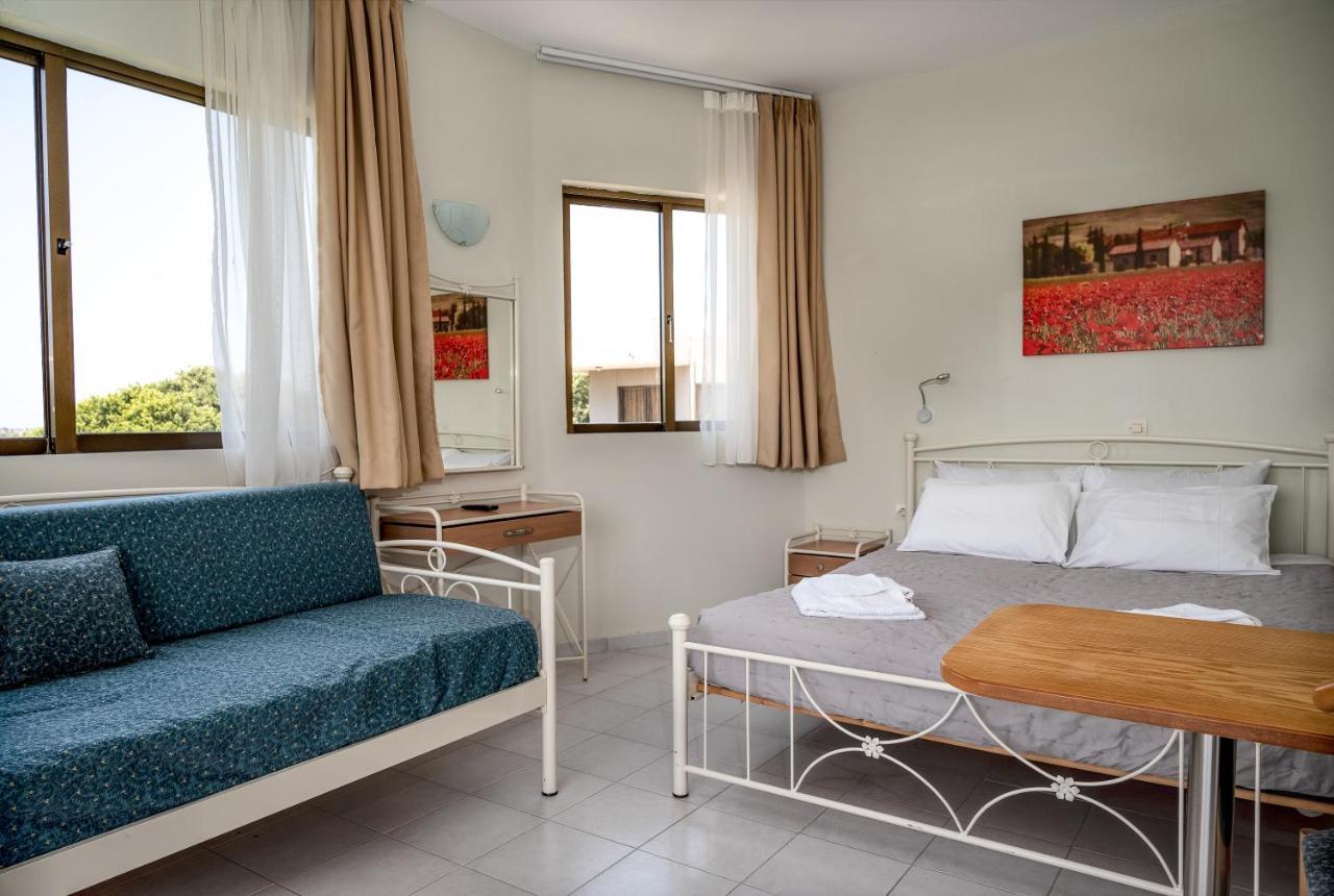 Ivory Hotel Теологос Екстер'єр фото