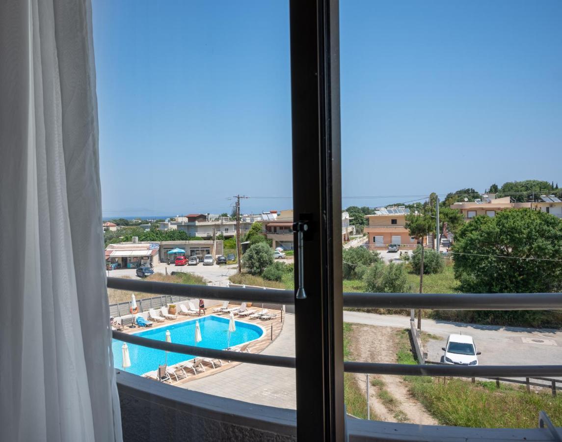 Ivory Hotel Теологос Екстер'єр фото